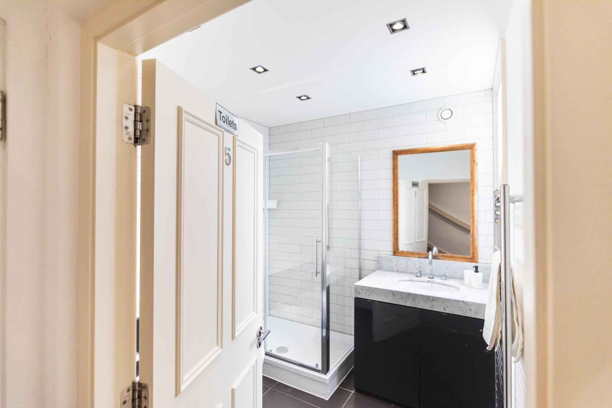 The Chapter - Mayfair Residences London Eksteriør billede